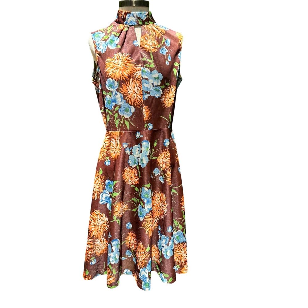Vintage 60s/70s Swing Mock neck Dress Sz Sm/Med Fit and Flare Brown Floral